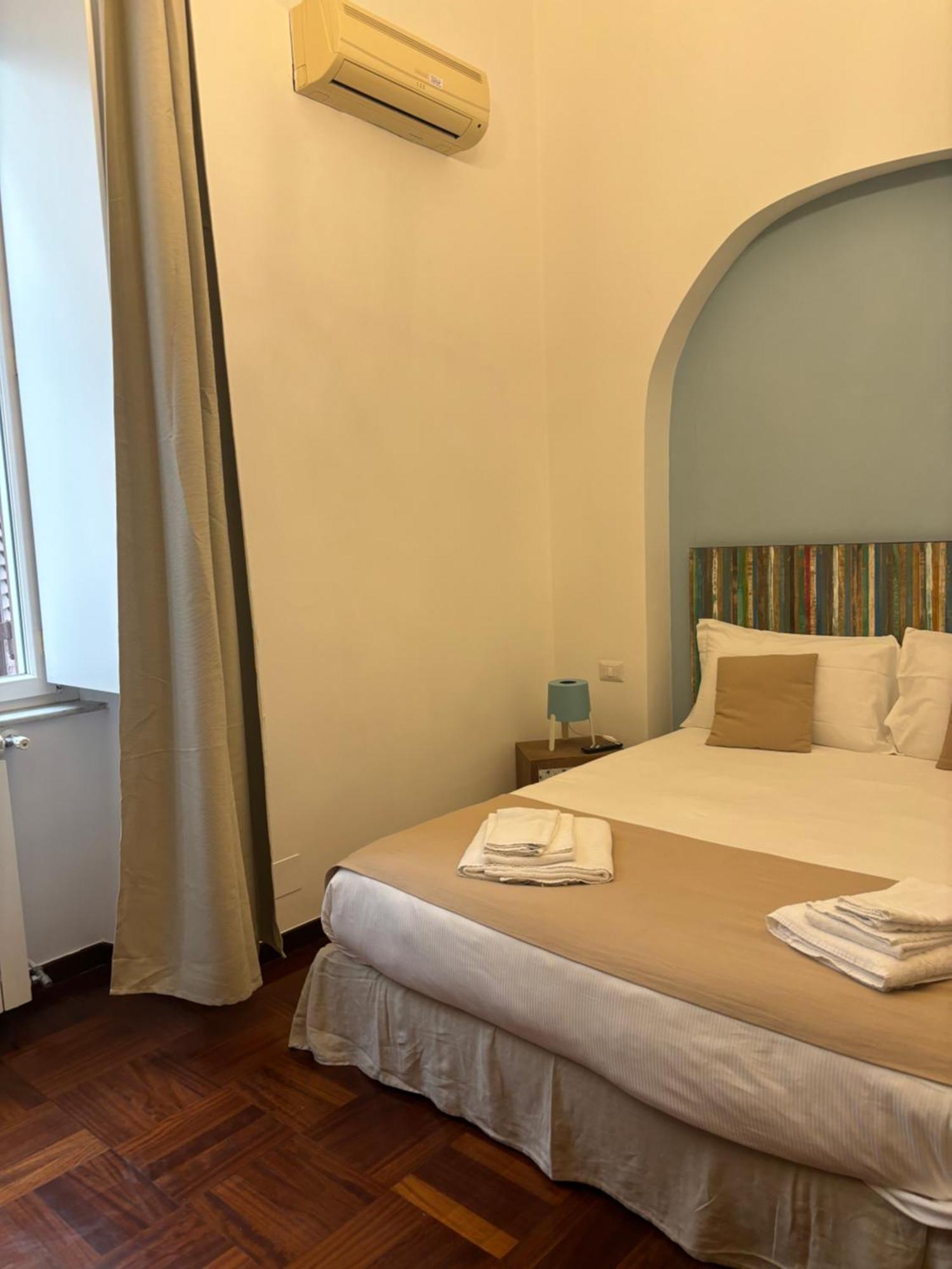 Folle Citta B&B เนเปิลส์ ภายนอก รูปภาพ