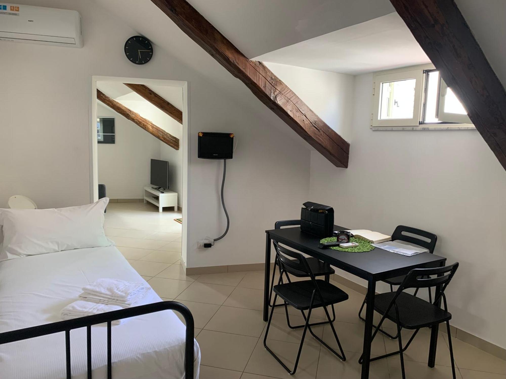 Folle Citta B&B เนเปิลส์ ภายนอก รูปภาพ